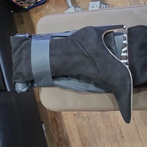 Woman Brand New Calvin Klein thigh high Black Suede Boots size 10M